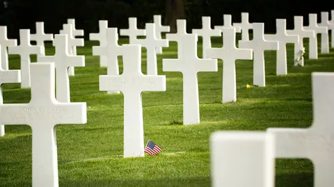 Nuestra fotógrafa radiofónica, Carmen Martínez Torrón, nos visita en este último programa del año para llevarnos de viaje a Normandía. Podéis conocer a Carmen y ver su trabajo en la cuenta de Instagram "superkarmen".