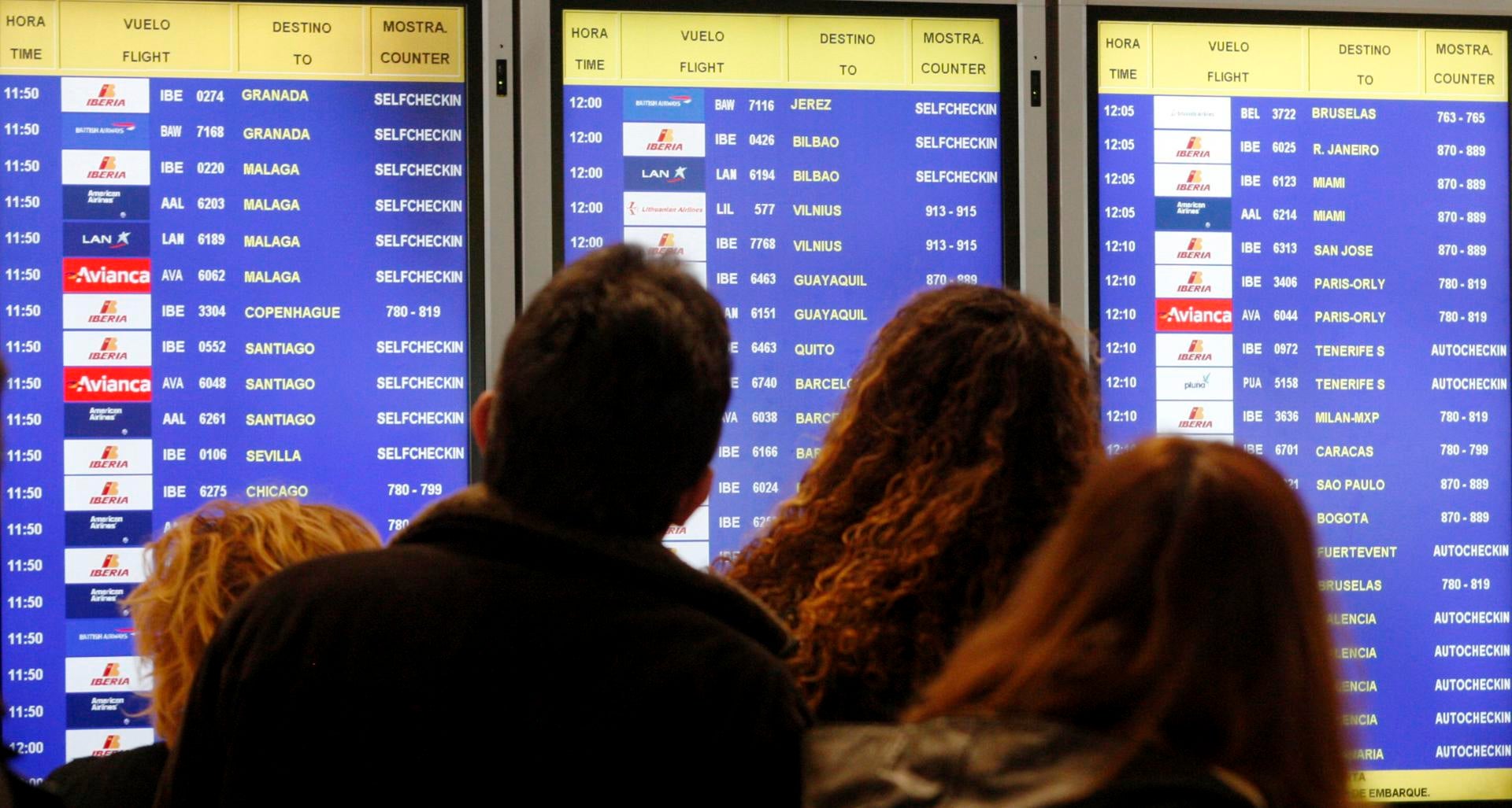 La huelga de 'handling' de Iberia obliga a cancelar 444 vuelos y afecta a 45.641 viajeros La huelga de 'handling' de Iberia obliga a cancelar 444 vuelos y afecta a 45.641 viajeros