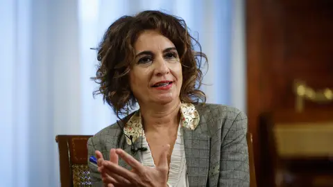 Montero pide usar la política en Cataluña para "superar la víscera" y actuar "con cabeza" Montero pide usar la política en Cataluña para "superar la víscera" y actuar "con cabeza"