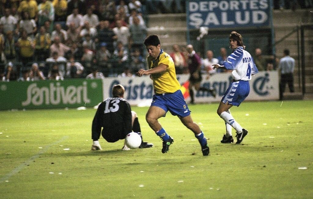Tenerife y Las Palmas se encuentran en Copa 25 años después Tenerife y Las Palmas se encuentran en Copa 25 años después