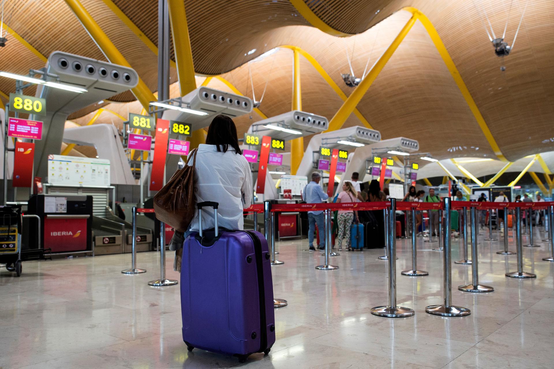 Retrasos e incidencias puntuales en la huelga de "handling" de Iberia con un seguimiento del 14% Retrasos e incidencias puntuales en la huelga de "handling" de Iberia con un seguimiento del 14%