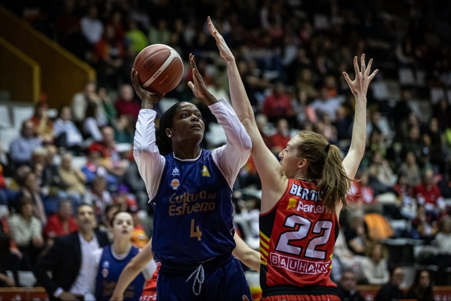 Valencia Basket tumba a Spar Girona para ser Campeonas de Invierno Valencia Basket tumba a Spar Girona para ser Campeonas de Invierno