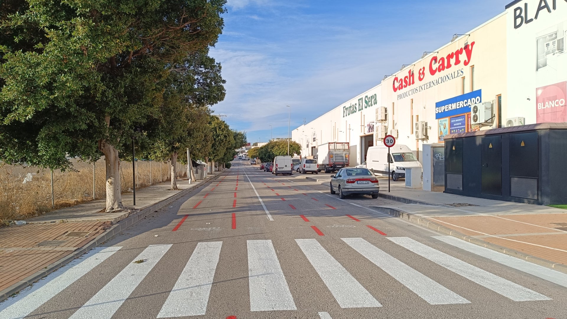 La Vila Joiosa habilita 130 nuevas plazas de aparcamiento en tres puntos neurálgicos de la ciudad La Vila Joiosa habilita 130 nuevas plazas de aparcamiento en tres puntos neurálgicos de la ciudad