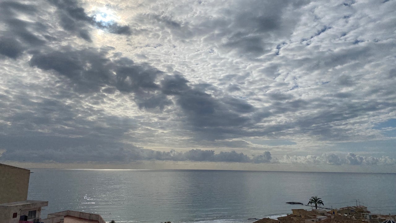 Llegan las lluvias y bajan las máximas en toda la Marina Baixa Llegan las lluvias y bajan las máximas en toda la Marina Baixa