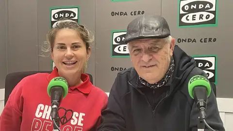 Namasté Ainoa Lloret y Jeroni Llorca Namasté Ainoa Lloret y Jeroni Llorca