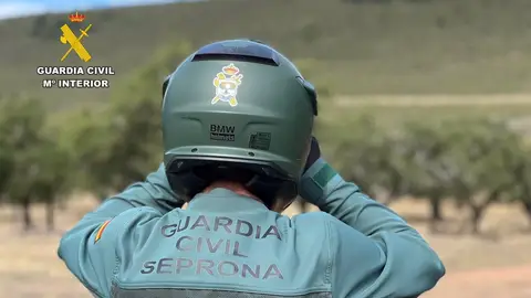 La Guardia Civil sorprende a tres cazadores furtivos en dos operaciones en Cáceres y Serradilla La Guardia Civil sorprende a tres cazadores furtivos en dos operaciones en Cáceres y Serradilla