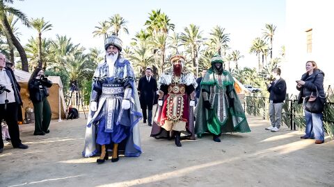 Los Reyes Magos ya están en Elche, preparados para Cabalgata y atender las peticiones de los niños y niñas