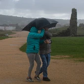 Ocho comunidades en alerta este domingo por nieve, viento, lluvia y oleaje Ocho comunidades en alerta este domingo por nieve, viento, lluvia y oleaje