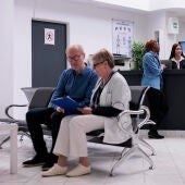 La mascarilla, obligatoria en las salas de espera de centros sanitarios