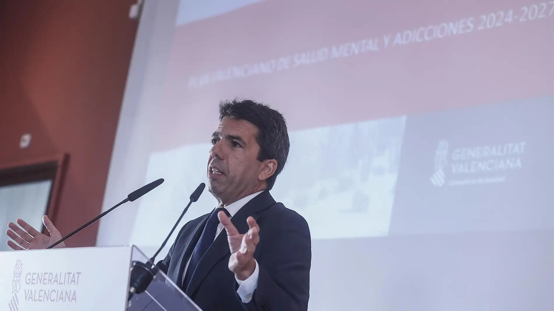 El 'president' de la Generalitat, Carlos Mazón, interviene durante la presentación del Plan Valenciano para la Salud Mental y las Adicciones 2024-2027.