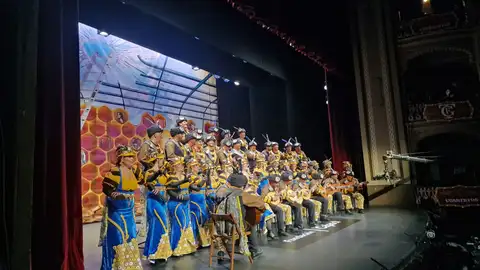 Coro La Rendición de los Bribones Coro La Rendición de los Bribones