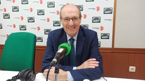 Luis Huete, en los estudios de Onda Cero Ciudad Real