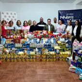 Nuevas Generaciones de Méntrida bate su propio récord con “Populares Solidarios” recogiendo 3000kg de alimentos y 250 juguetes