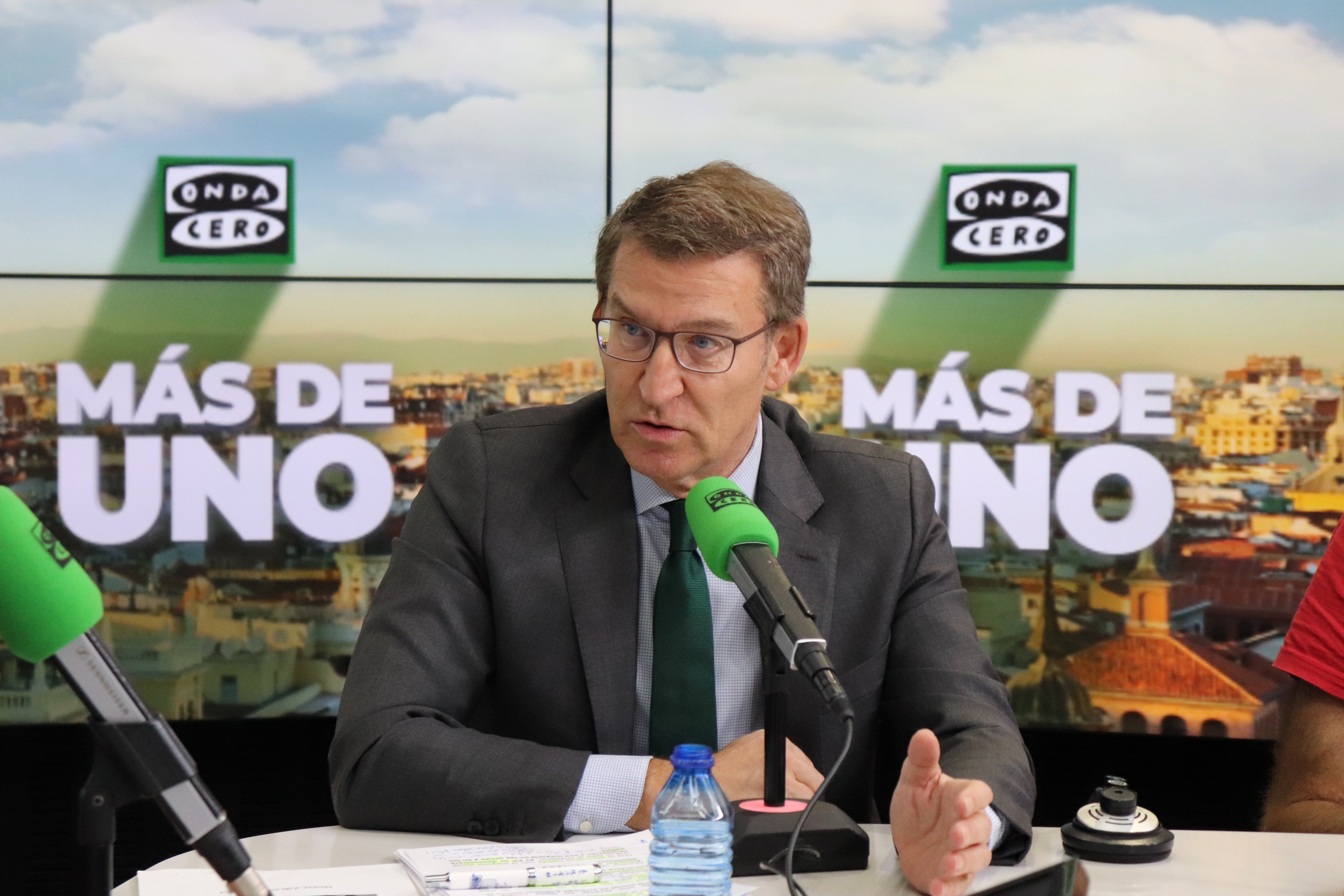 Cuando Feijóo fue jugador de fútbol americano: la entrevista con Kevin y Bob Cuando Feijóo fue jugador de fútbol americano: la entrevista con Kevin y Bob