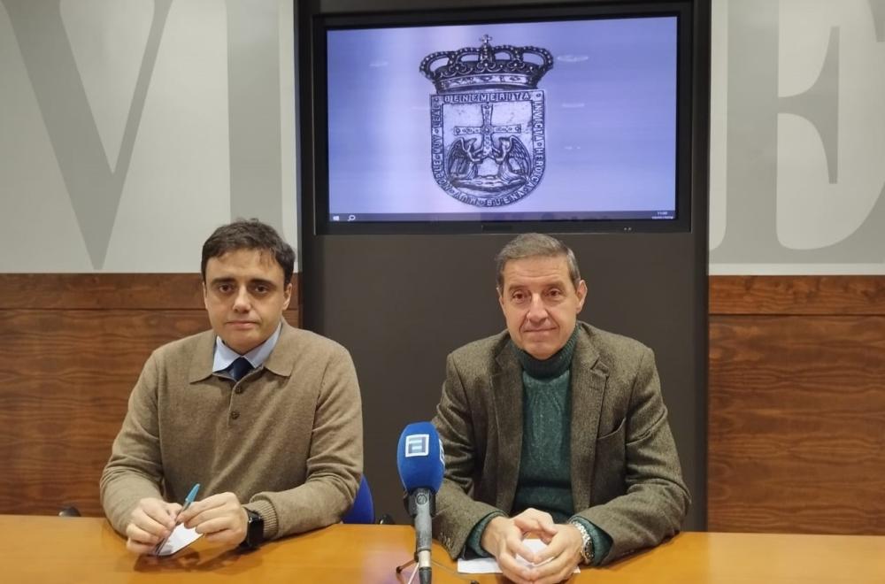 El grupo municipal socialista presenta una enmienda a la totalidad al presupuesto municipal porque "no es el que necesita Oviedo" El grupo municipal socialista presenta una enmienda a la totalidad al presupuesto municipal porque "no es el que necesita Oviedo"