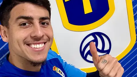 10-1 Santiago Colombatto hace un gesto de aprobación en el Requexón 10-1 Santiago Colombatto hace un gesto de aprobación en el Requexón