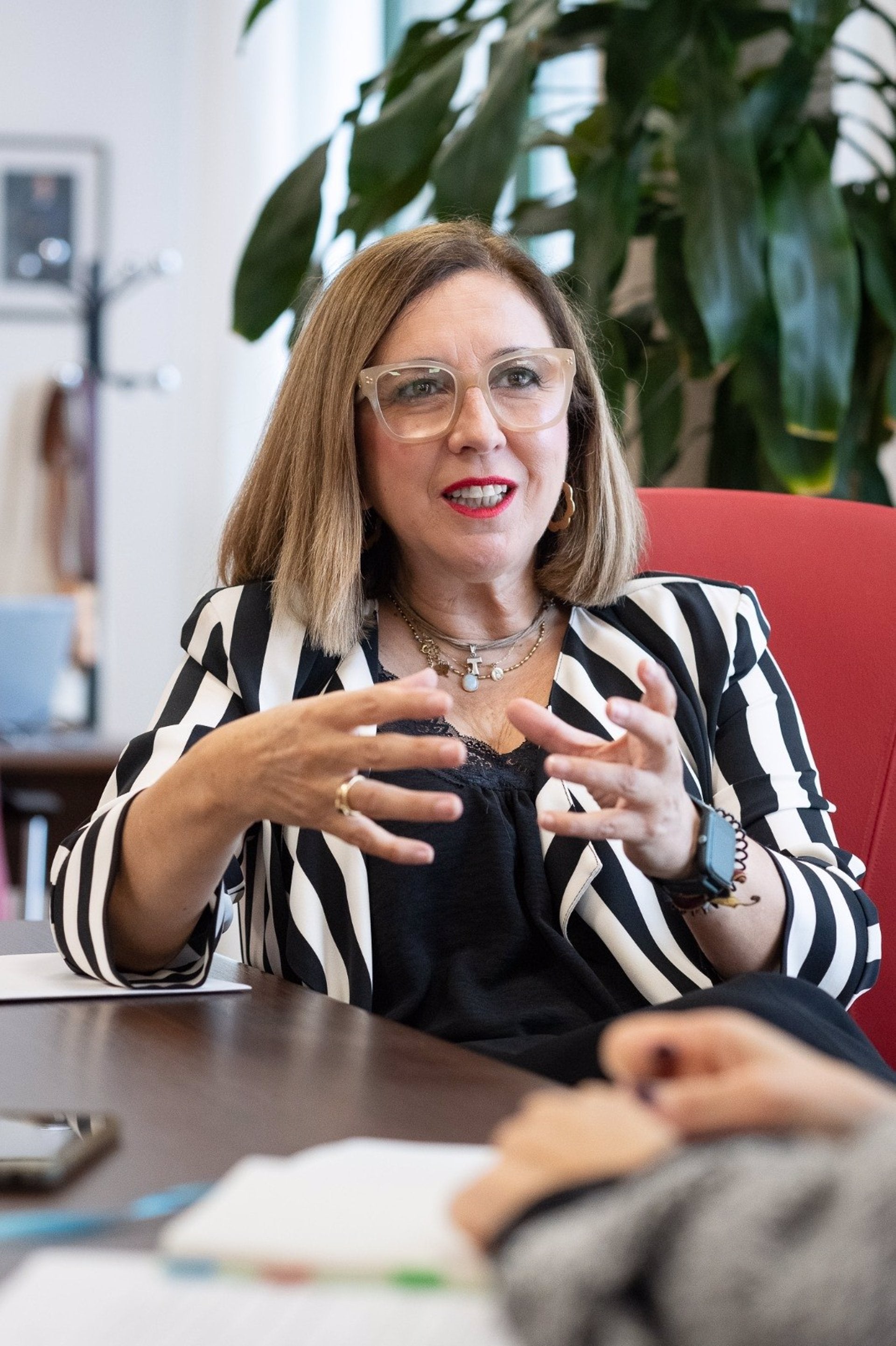 Mercedes Morán cree "innecesaria" la alarma en torno a futuros regadíos porque la ley de restauración no los prohíbe Mercedes Morán cree "innecesaria" la alarma en torno a futuros regadíos porque la ley de restauración no los prohíbe