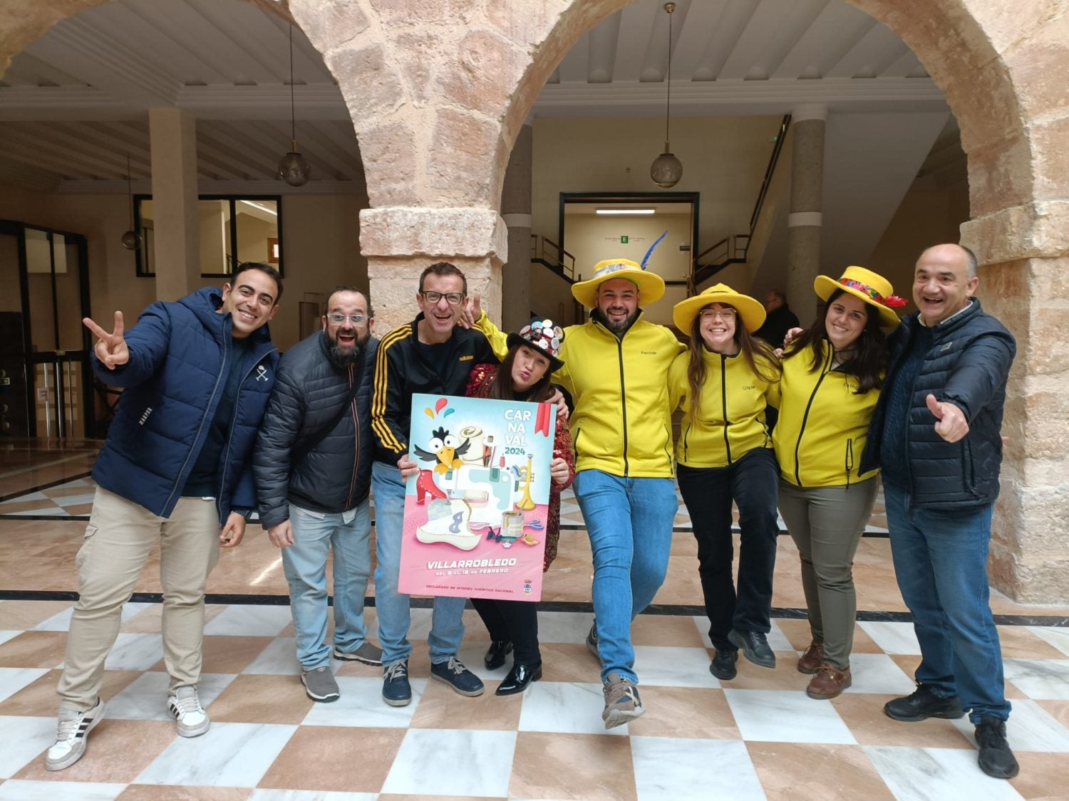 Martini y Carloti, Máscara de Oro del Carnaval 2024 de Villarrobledo Martini y Carloti, Máscara de Oro del Carnaval 2024 de Villarrobledo