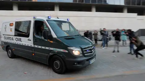 Condenado a 10 años por abusar de dos nietas menores de edad de su pareja Condenado a 10 años por abusar de dos nietas menores de edad de su pareja