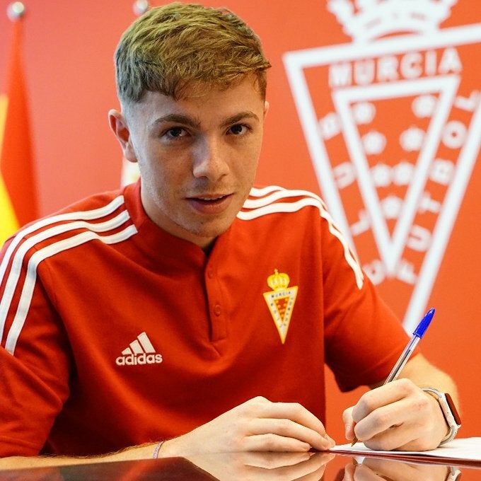 Álex Rubio del Real Murcia, muy cotizado en la categoría de bronce Álex Rubio del Real Murcia, muy cotizado en la categoría de bronce