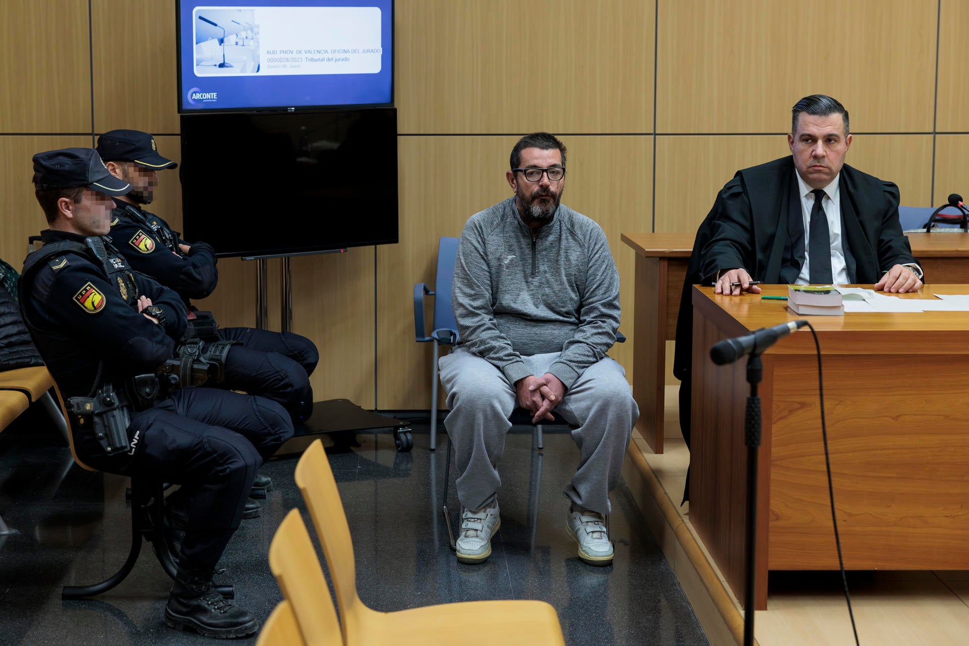 Declarado culpable de asesinato por el jurado el parricida de Sueca Declarado culpable de asesinato por el jurado el parricida de Sueca