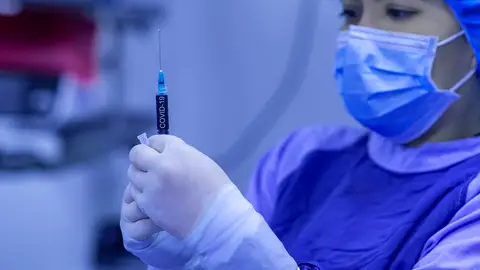 Conocemos la incidencia de la gripe en la Vega Baja y las recomendaciones para evitar el contagio Vacunación