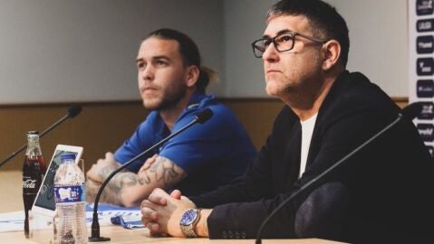 Mauro P&eacute;rez durante la presentaci&oacute;n de &Aacute;lvaro Jim&eacute;nez