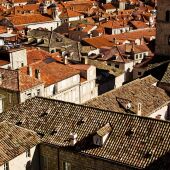 La estrategia de un pueblo de Croacia para recuperar la población: regalar casas a jóvenes