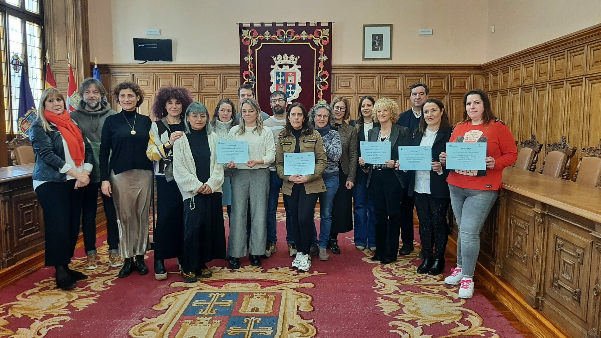 El Ayuntamiento de Palencia hace entrega de los galardones de los concursos navideños El Ayuntamiento de Palencia hace entrega de los galardones de los concursos navideños