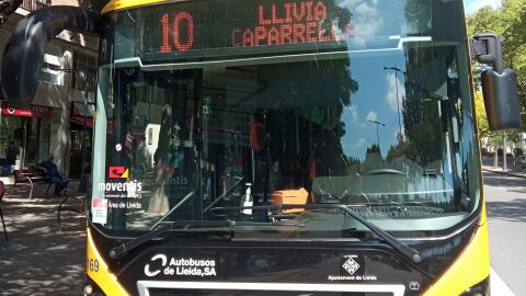 Autob&uacute;s urb&agrave;