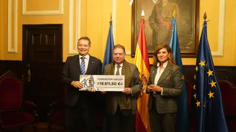 Adolfo Rivas, Alfredo Canteli y Concepción Méndez. Adolfo Rivas, Alfredo Canteli y Concepción Méndez