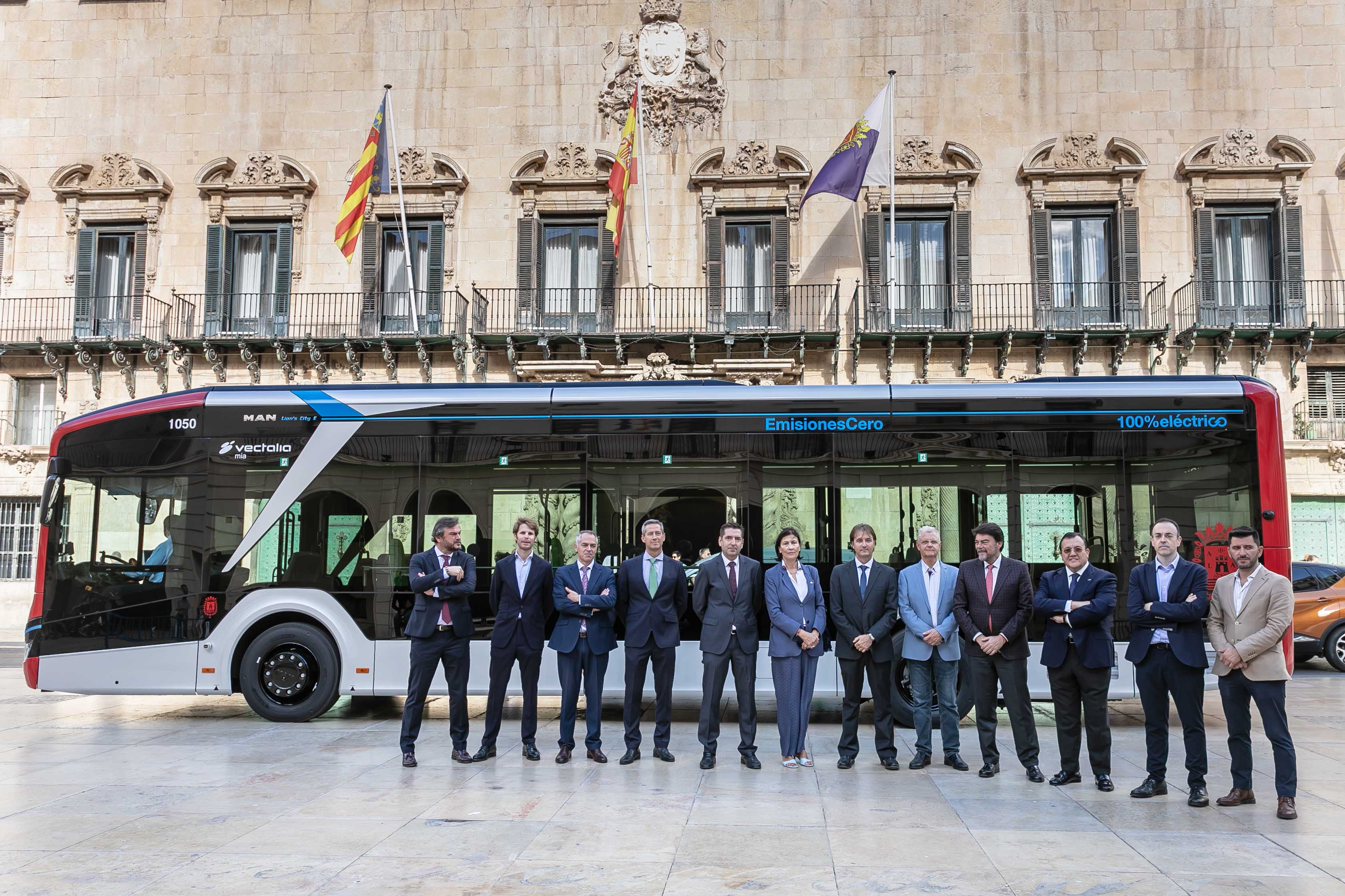 Alicante se acerca a los 20 millones de usuarios del autobús urbano en 2023 Alicante se acerca a los 20 millones de usuarios del autobús urbano en 2023