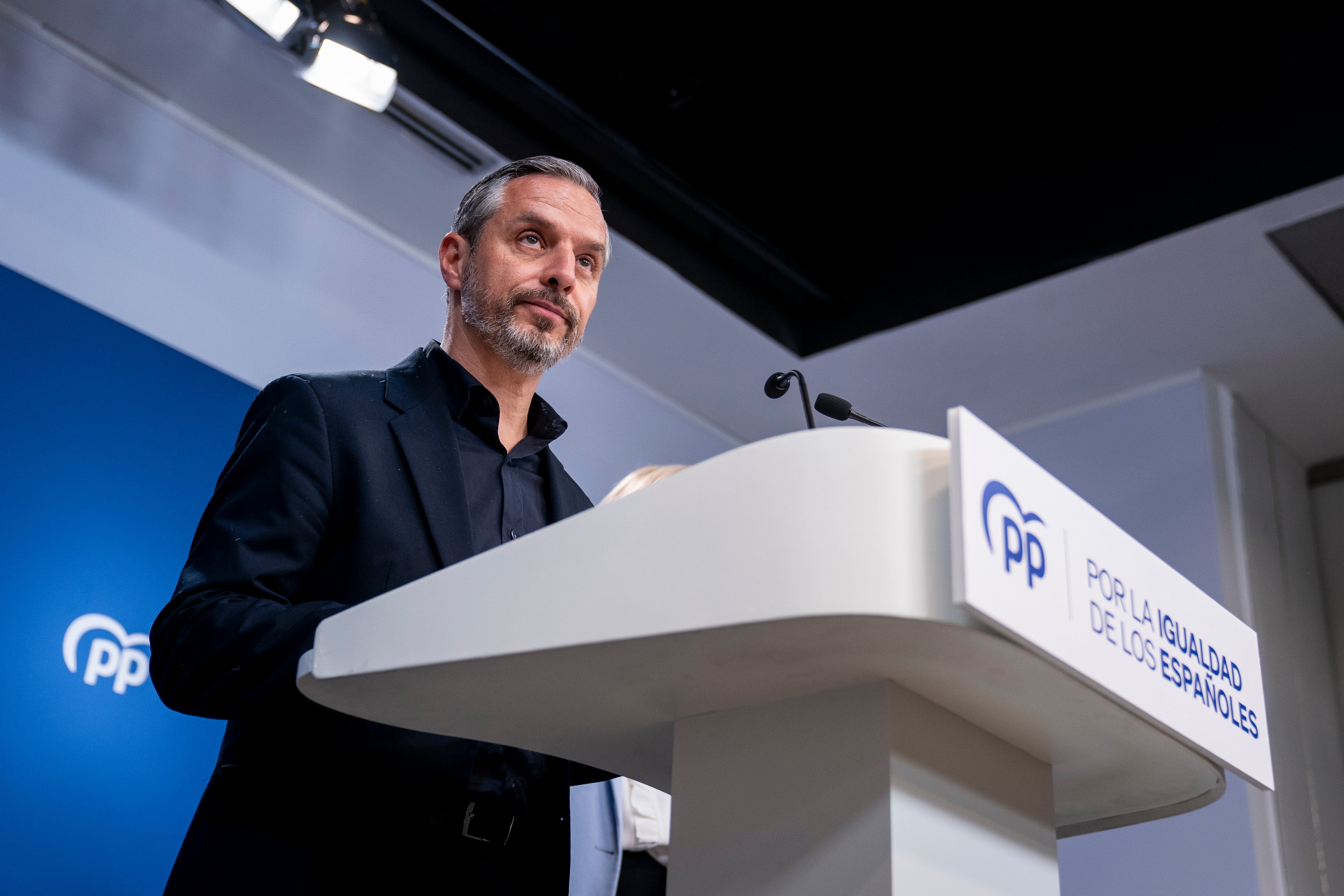 El PP acusa al Gobierno de "triturar las instituciones" para "salvar a Sánchez" El PP acusa al Gobierno de "triturar las instituciones" para "salvar a Sánchez"