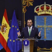 Adrián Barbón elude posicionarse sobre los acuerdos Sánchez-Junts por falta de información