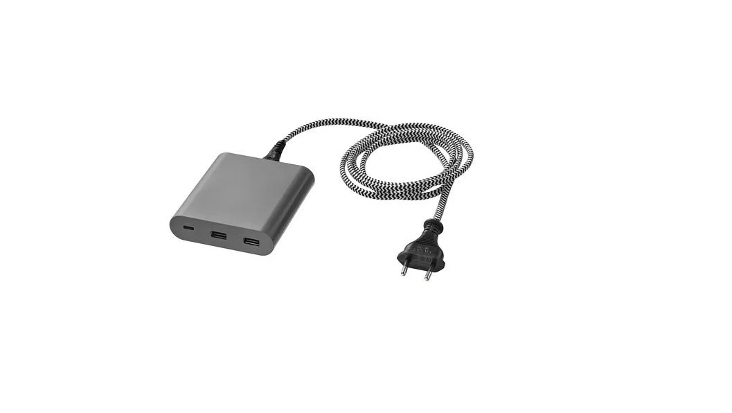 Ikea retira un cargador USB por "posible riesgo" de quemaduras térmicas y descargas eléctricas Ikea retira un cargador USB por "posible riesgo" de quemaduras térmicas y descargas eléctricas