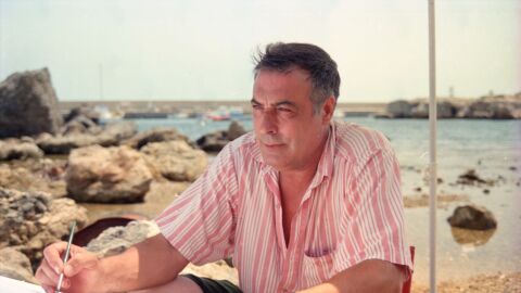 Ruiz Morante pintando en Tabarca 
