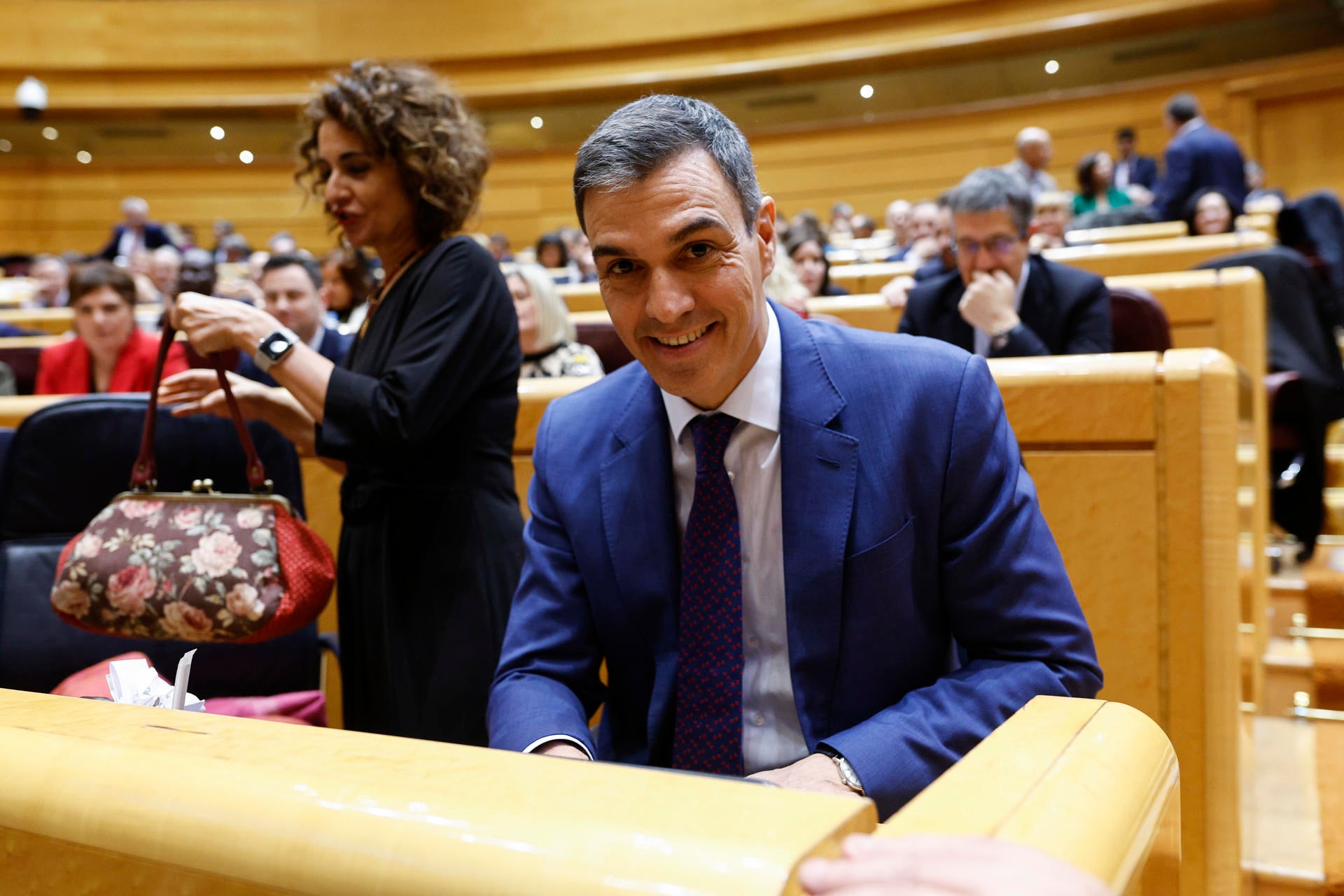 Sánchez desmiente a Junts sobre la cesión migratoria a Cataluña: "El control de fronteras seguirá en manos del Estado" Sánchez desmiente a Junts sobre la cesión migratoria a Cataluña: "El control de fronteras seguirá en manos del Estado"