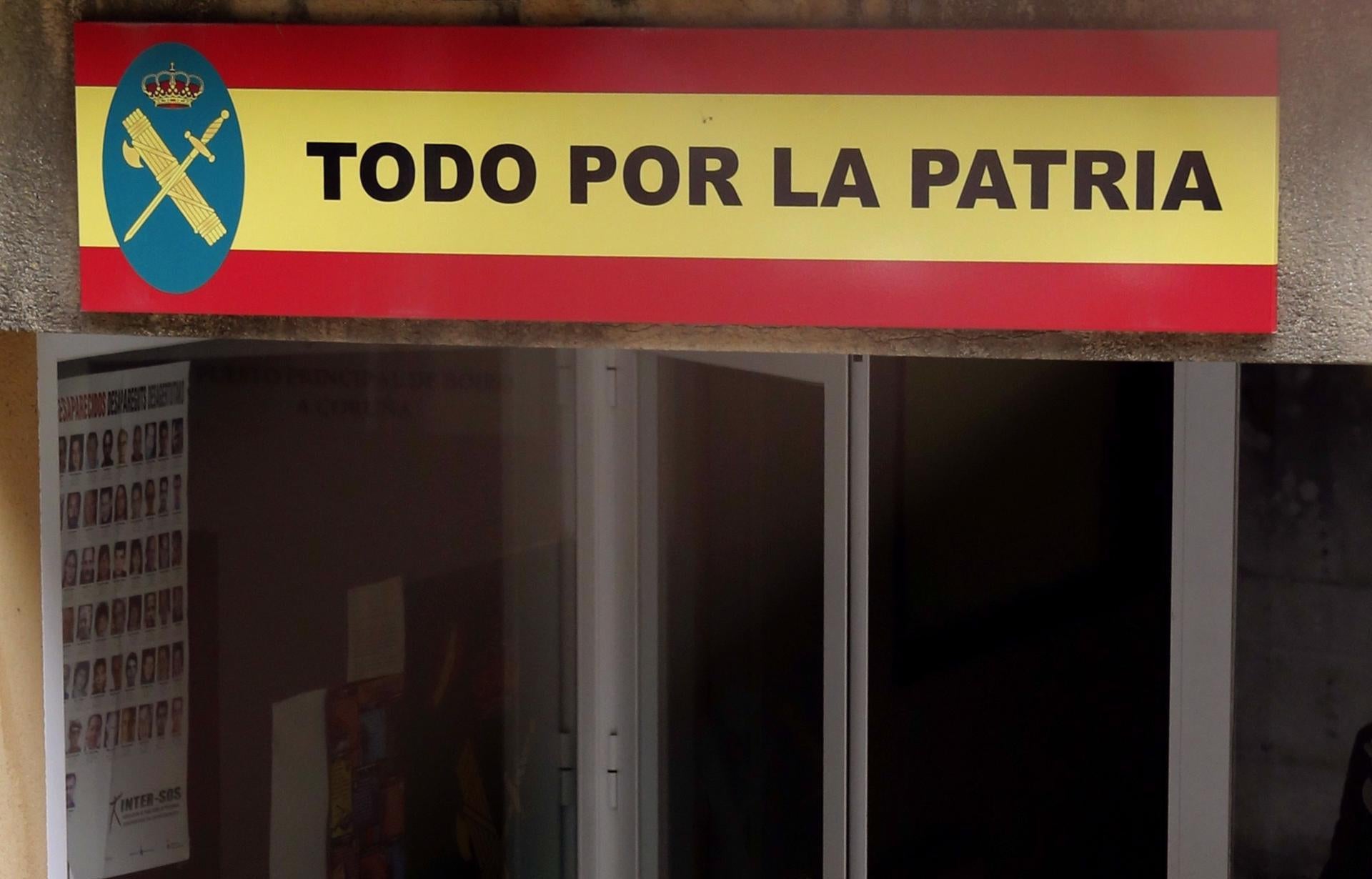 La Guardia Civil de Jacarilla traslada su cuartel a la Casa de Cultura tras ser declarado en estado “ruinoso” La Guardia Civil de Jacarilla traslada su cuartel a la Casa de Cultura tras ser declarado en estado “ruinoso”