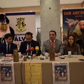 Gálvez se prepara para las lumbres de San Antón Gálvez se prepara para las lumbres de San Antón