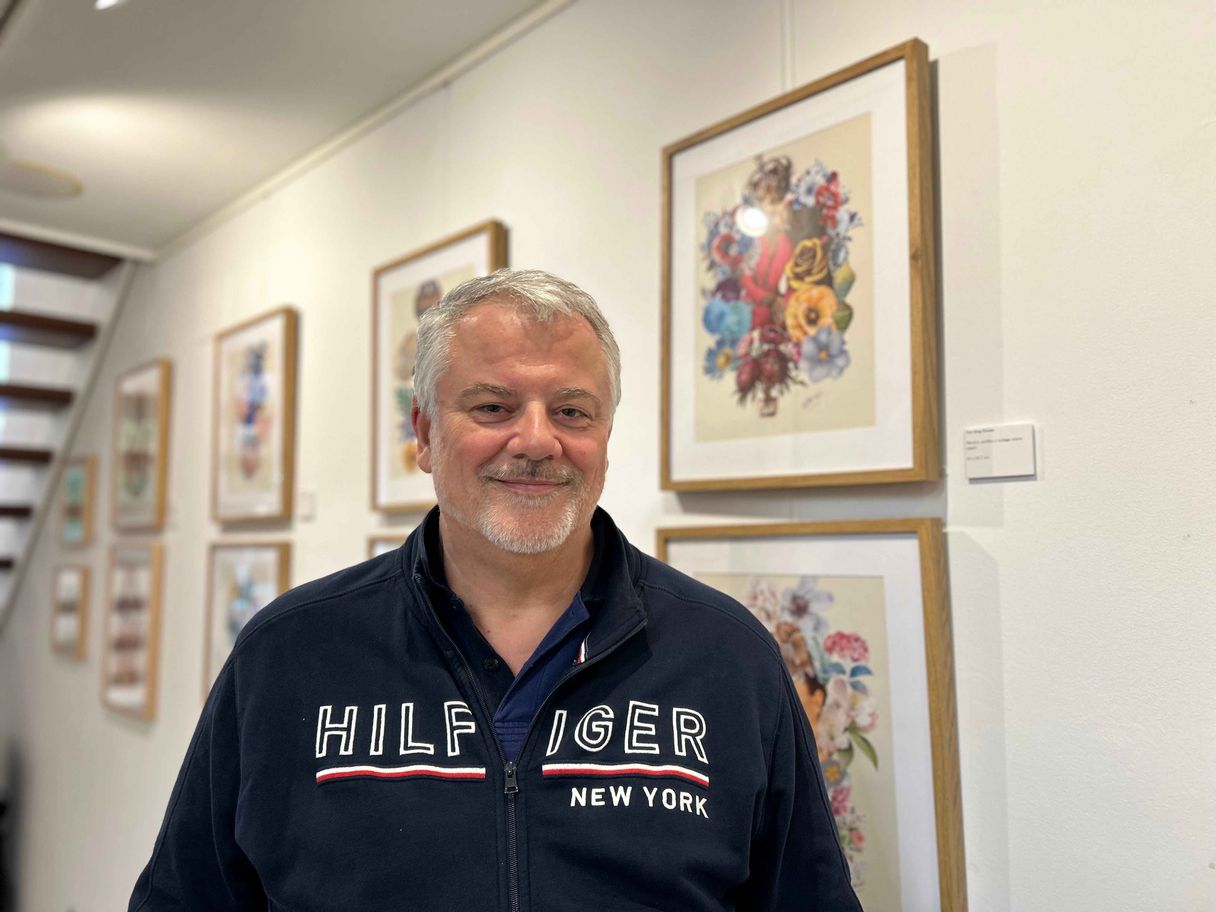 Alicante acoge la exposición 'Pepe Pétalo' de Pepe Picó sobre monigotes, collages y garabatos Alicante acoge la exposición 'Pepe Pétalo' de Pepe Picó sobre monigotes, collages y garabatos
