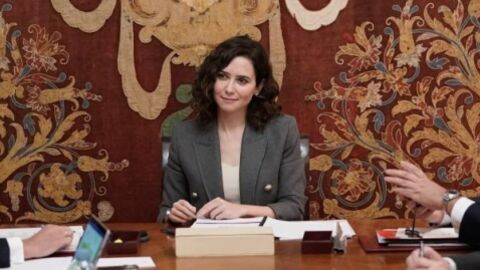 Isabel D&iacute;az Ayuso en un Consejo de Gobierno de la Comunidad de Madrid desarrollado en Alcal&aacute; de Henares