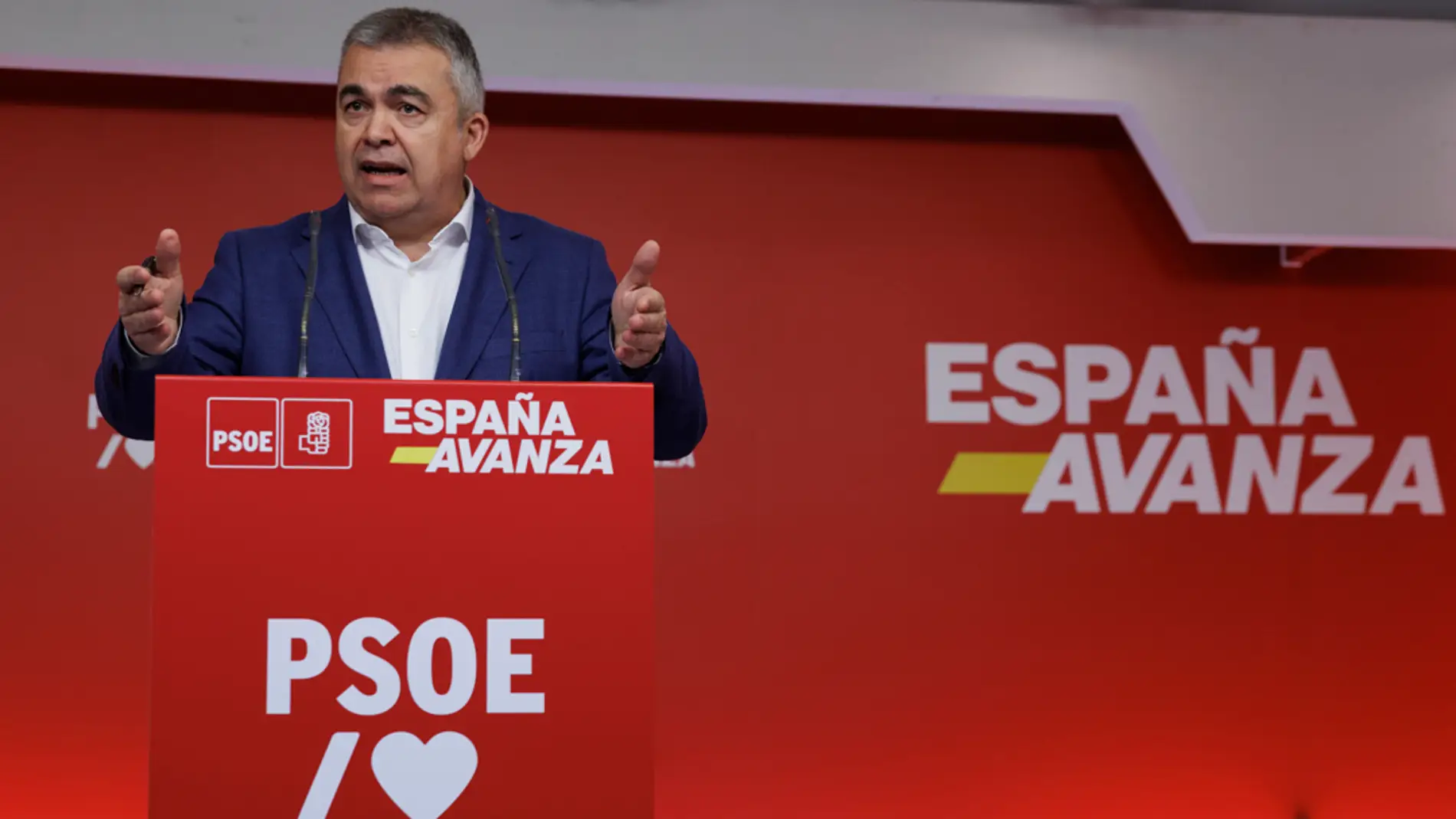 El secretario de organización del PSOE, Santos Cerdán, ofrece una rueda de prensa en la sede del PSOE en Madrid este lunes.