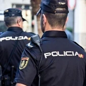 Agentes de la Policía Nacional Agentes de la Policía Nacional