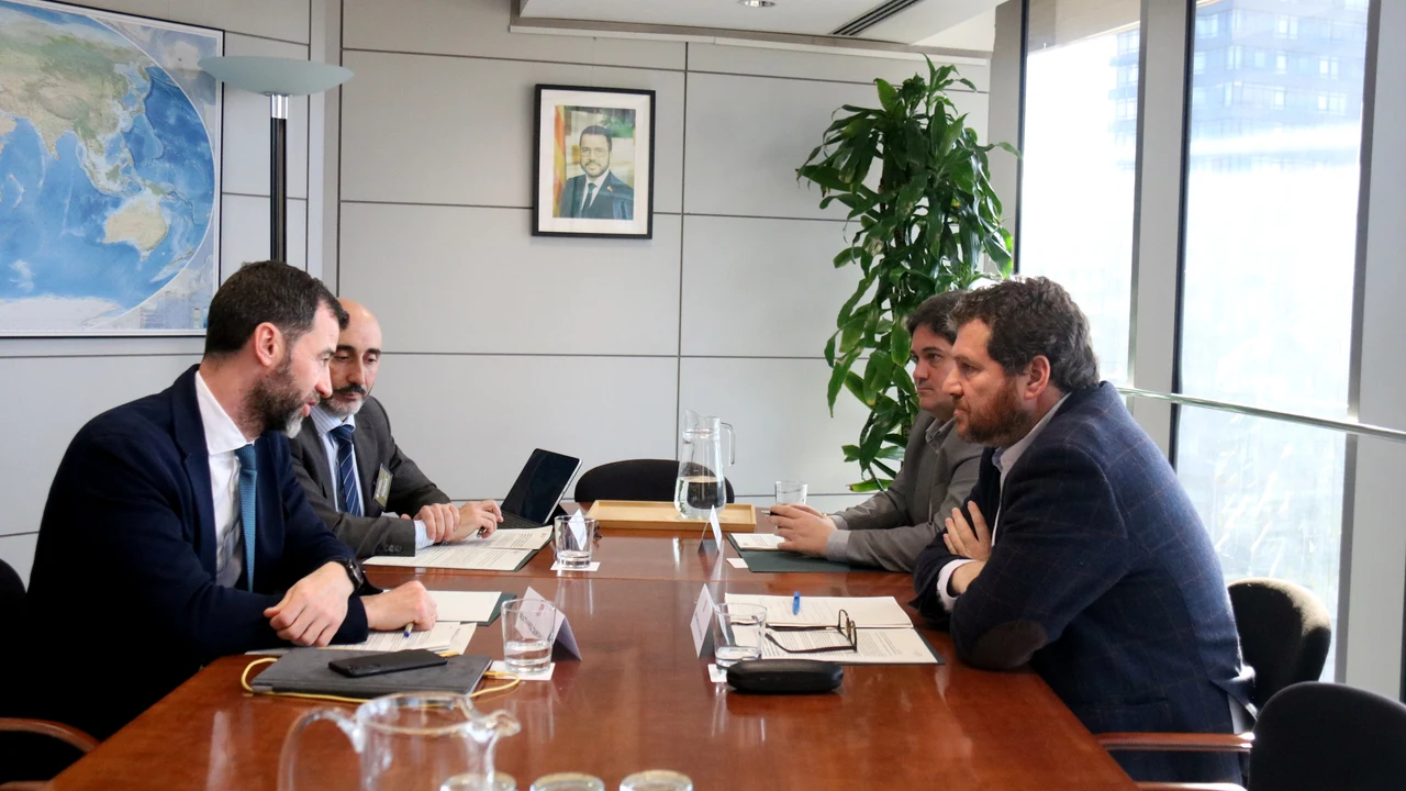 La primera reunió de la comissió formada per l'Estat i la Generalitat sobre el futur del Prat