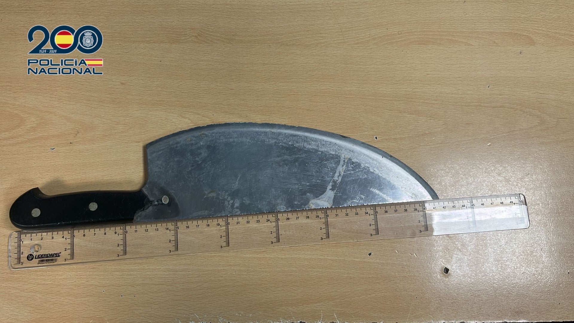 Detienen un hombre en Ciutadella por amenazar con un cuchillo a un joven Detienen un hombre en Ciutadella por amenazar con un cuchillo a un joven