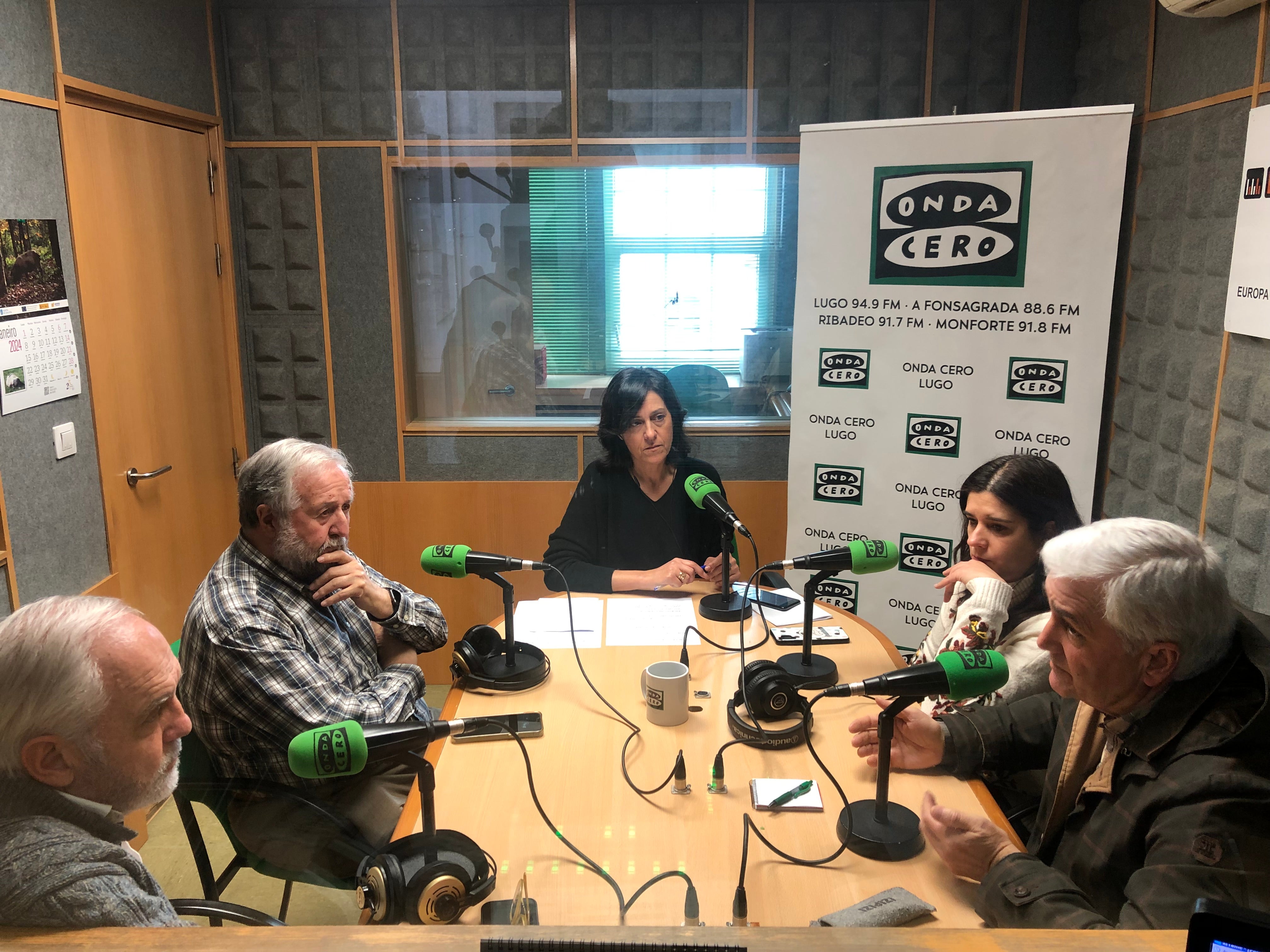 Tertulia en Más de Uno Tertulia en Más de Uno