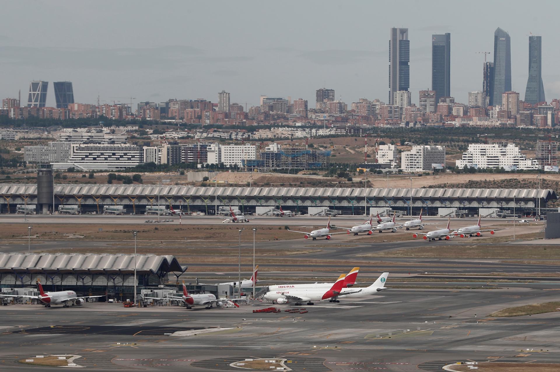 El PP reclama al Gobierno que pare la subida de las tasas aeroportuarias prevista para marzo El PP reclama al Gobierno que pare la subida de las tasas aeroportuarias prevista para marzo