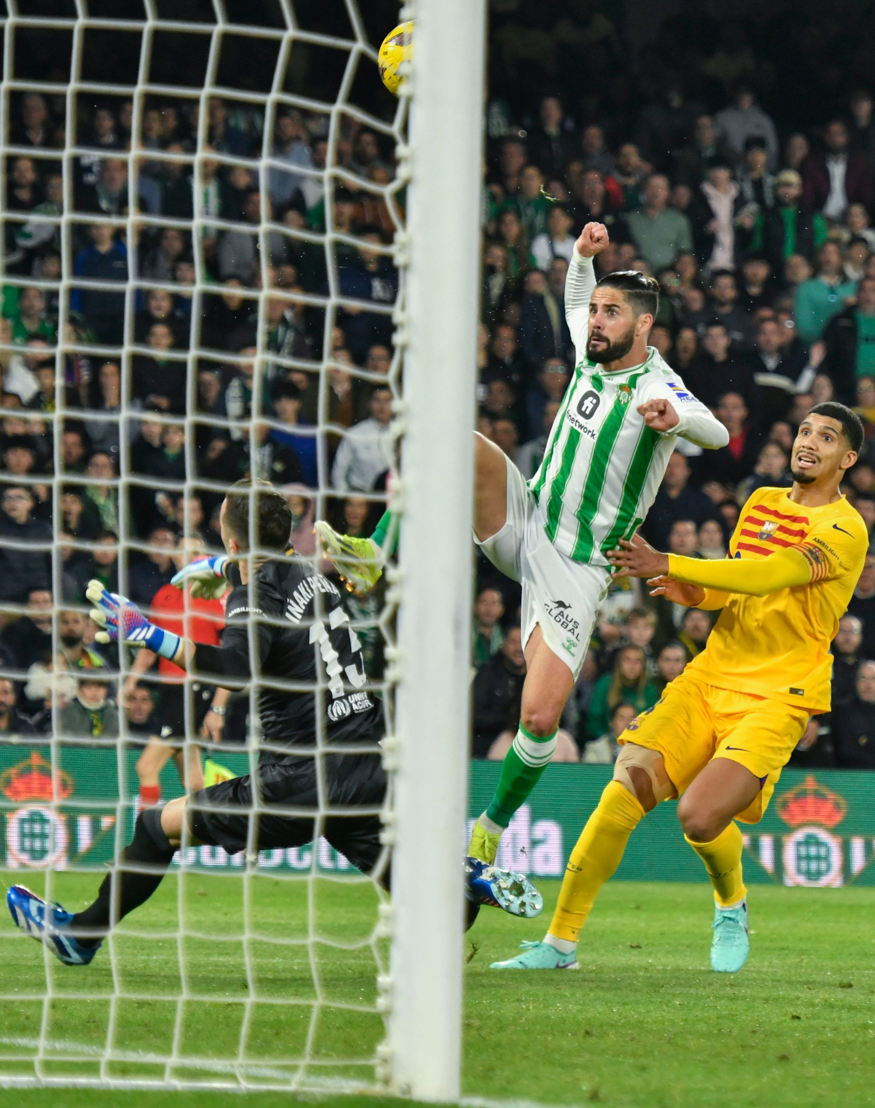 Isco: lesión del isquio y un mes y medio de baja Isco: lesión del isquio y un mes y medio de baja