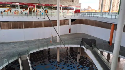 Benidorm devuelve a Ortiz la fianza de 600.000 euros de una estación de autobuses sin rehabilitar Benidorm devuelve a Ortiz la fianza de 600.000 euros de una estación de autobuses sin rehabilitar