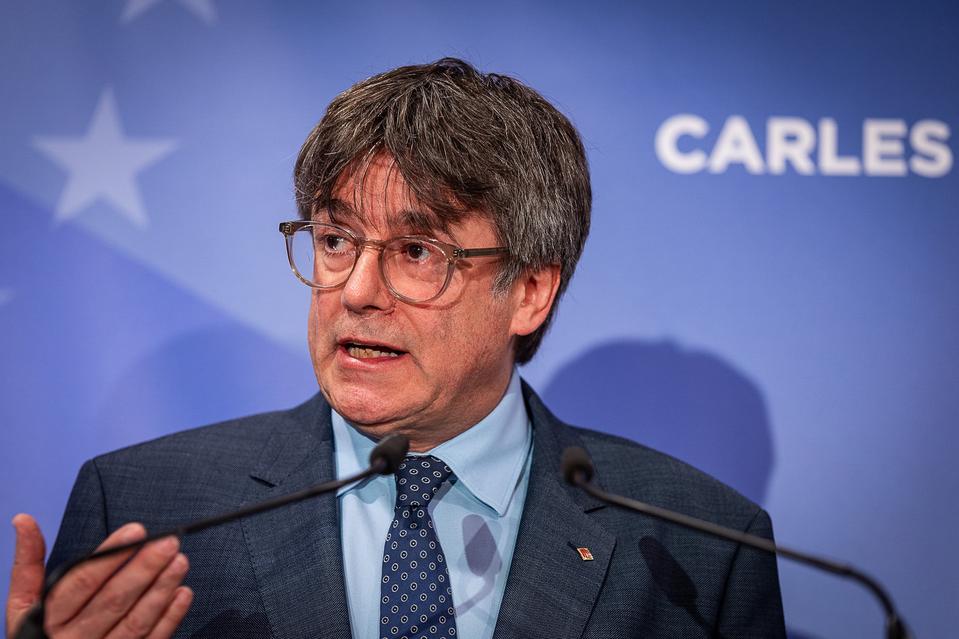 El Supremo pregunta a la Fiscalía si debe investigar a Puigdemont por terrorismo en la causa de Tsunami Democràtic El Supremo pregunta a la Fiscalía si debe investigar a Puigdemont por terrorismo en la causa de Tsunami Democràtic